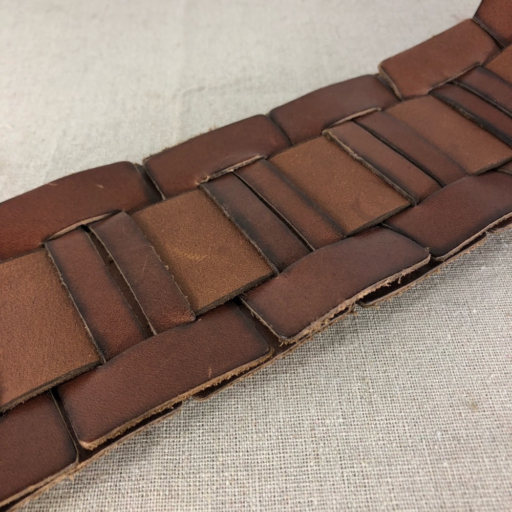 Fossil Brown Woven Leather Belt with Brass Buckle 30-34” - Picture 4 of 8